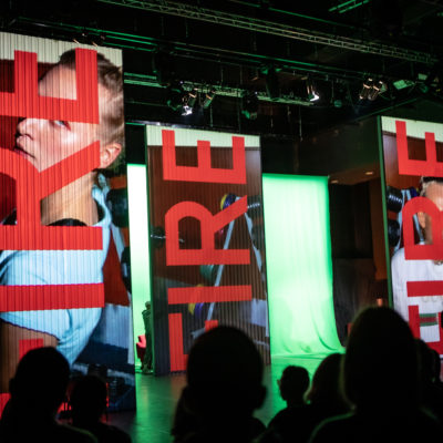 Okładka galerii "Inni ludzie" TR Warszawa w Poznaniu