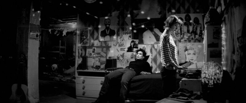 Okładka wydarzenia - DWA KOLORY KINA NA PLACU WOLNOŚCI: "O DZIEWCZYNIE, KTÓRA WRACA NOCĄ SAMA DO DOMU"