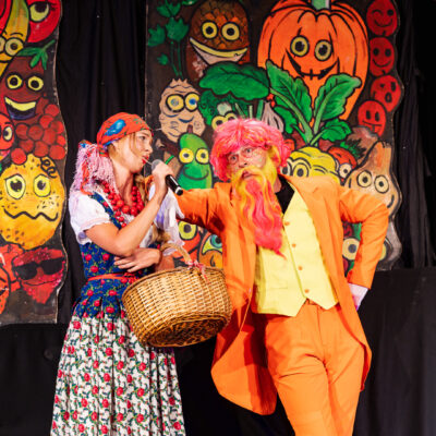 Okładka galerii "W pracowni Ambrożego Kleksa”  Teatr Pana O. | Dzieciaki na Piętrze 2022