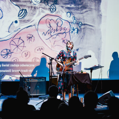 Okładka galerii “Berjozkele - Kołysanki Jidysz” Ola Bilińska Trio I Dzieciaki na Piętrze 2023