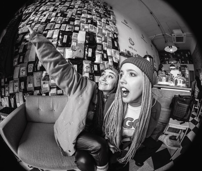 Okładka wydarzenia - Córy + Kosmonauci - koncert