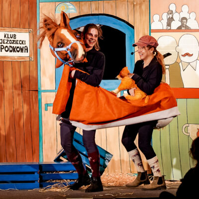 Okładka galerii "Drops" I Dzieciaki na Piętrze 2024