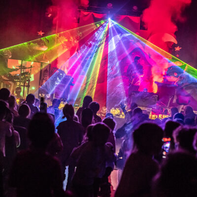 Okładka galerii "Święty Mikołaj i tajemnica zamrożonych prezentów" I Dzieciaki na Piętrze 2024