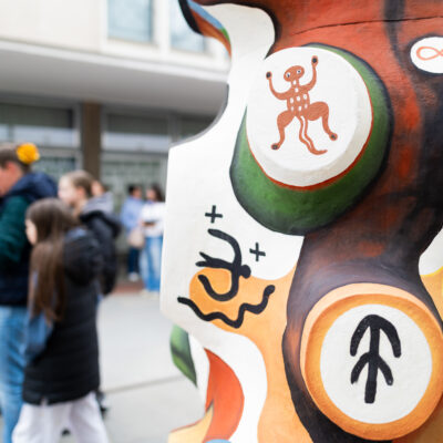 Okładka galerii Odsłonięcie rzeźby „Ziemia, której jesteśmy" Jakuba Juliana Ziółkowskiego