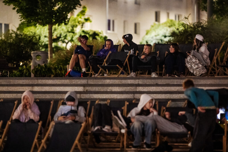 Okładka galerii „W stronę słońca” | Łazarski Przegląd Filmowy 2025