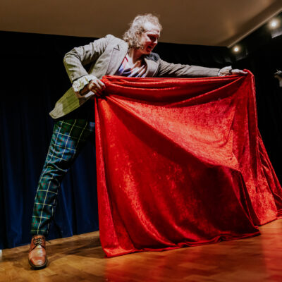 Okładka galerii Spektakl „Balwierz SPA” | Dzieciaki na Piętrze | Szkoła Podstawowa nr 61 w Poznaniu