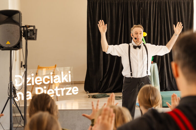 Okładka galerii „Ristorante” Teatru na Walizkach | Dzieciaki na Piętrze w SP5